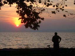 Sonnenuntergang am Plattensee in Ungarn